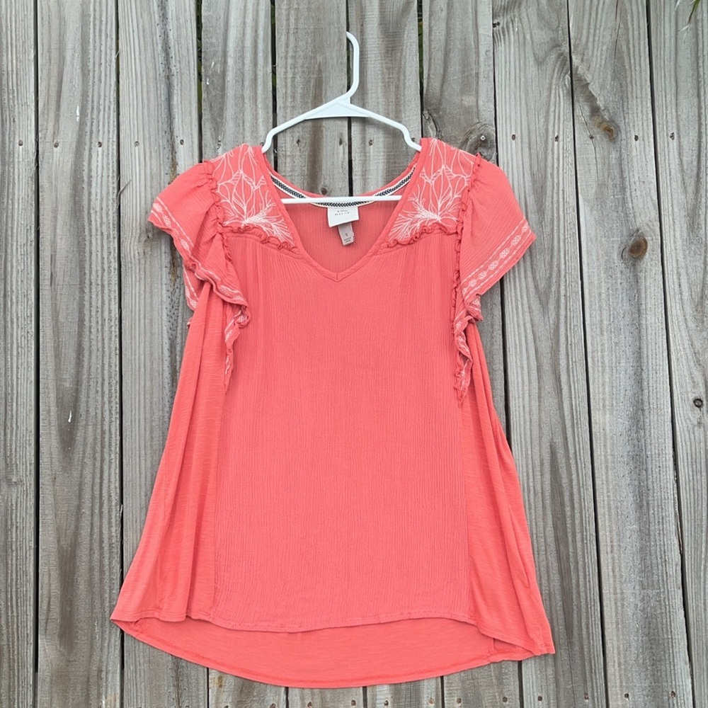 Coquette girl top ruffles embroidered vneck lightweight boho size small top